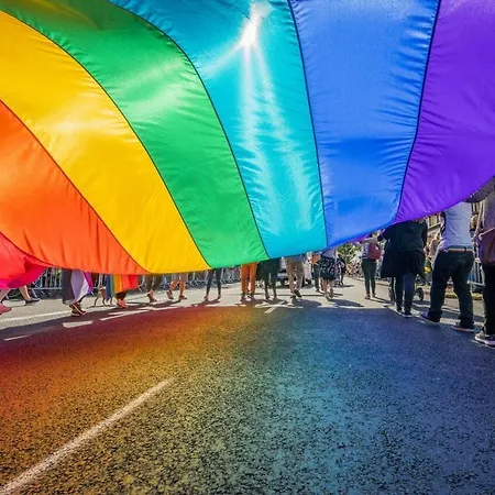 Sawa 5 Metro Wifi 70'tv Netflix Hbo Disney+ Appletv+ *