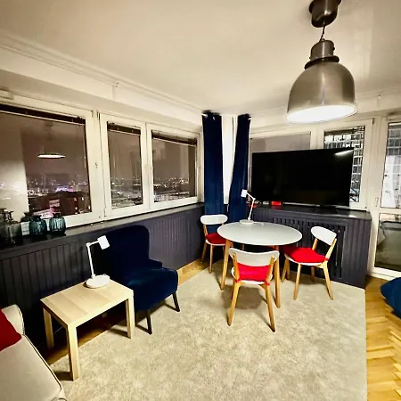 Apartment Sawa 5 Metro Wifi 70'tv Netflix Hbo Disney+ Appletv+ Warsaw